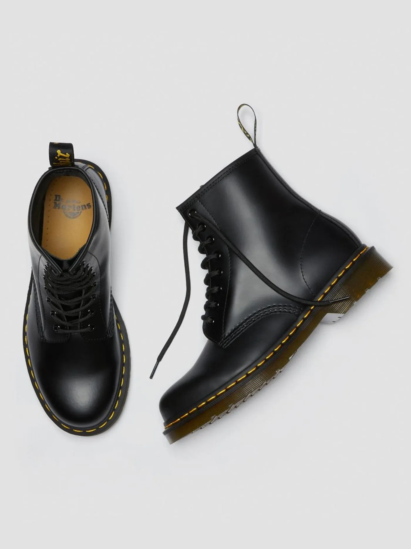 1460 Smooth Black Boots