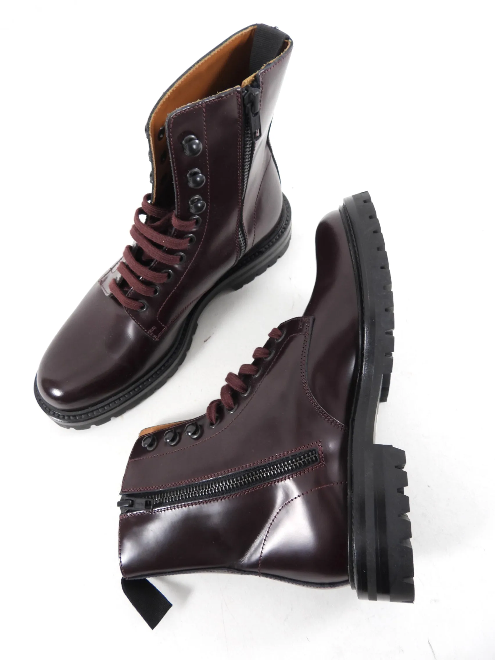 Common Projects Burgundy Leather Ankle Boots - EU37