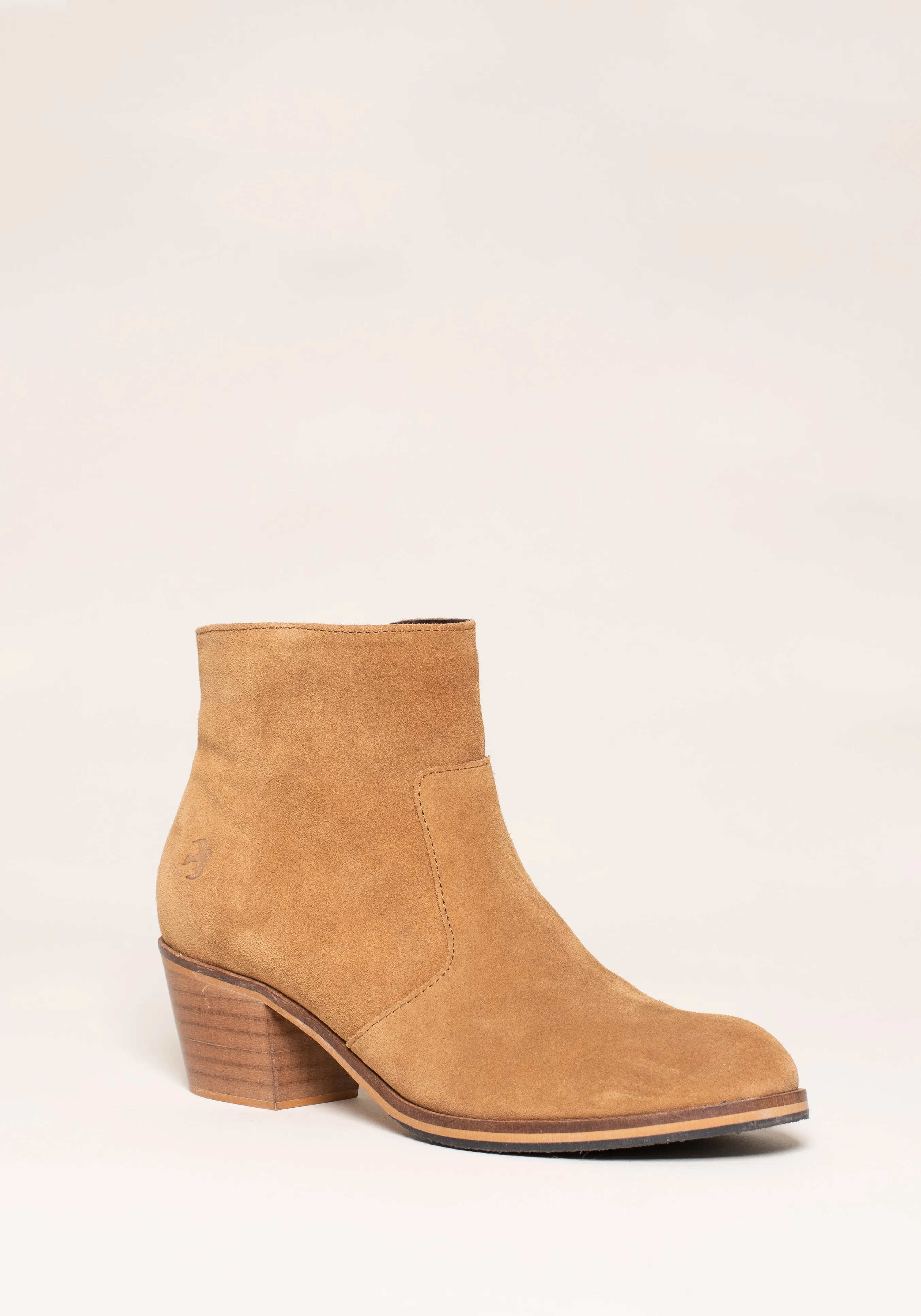 Heeled Chelsea Boots