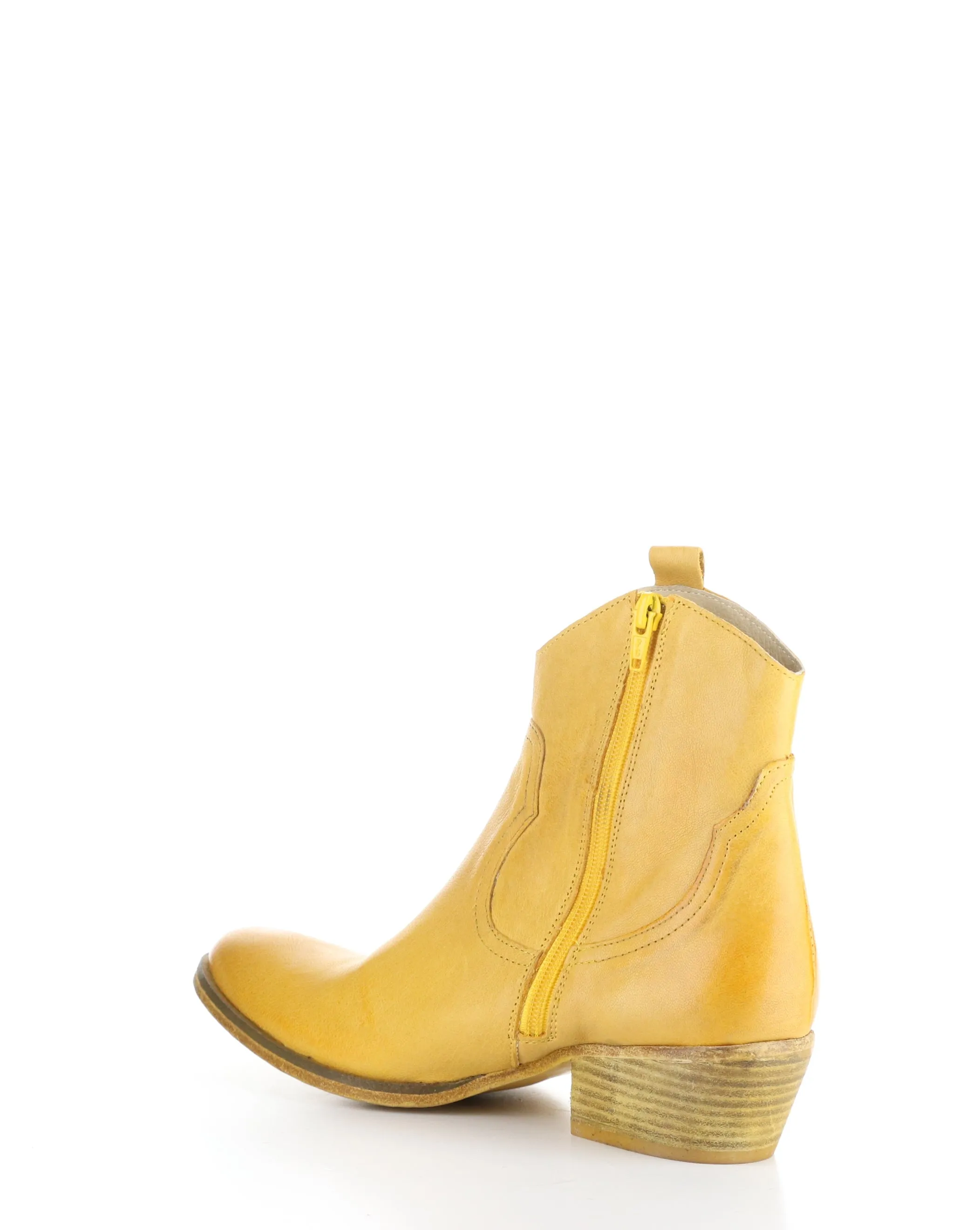 WAMI092FLY 002 YELLOW Round Toe Boots